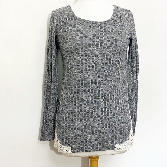 MAURICES textured knit scoop neck long sleeve crochet trim pullover sweater M - Picture 1 of 9